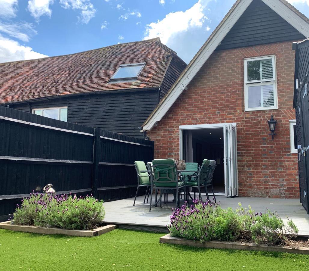 The Barn House Apartment Cranleigh Ngoại thất bức ảnh